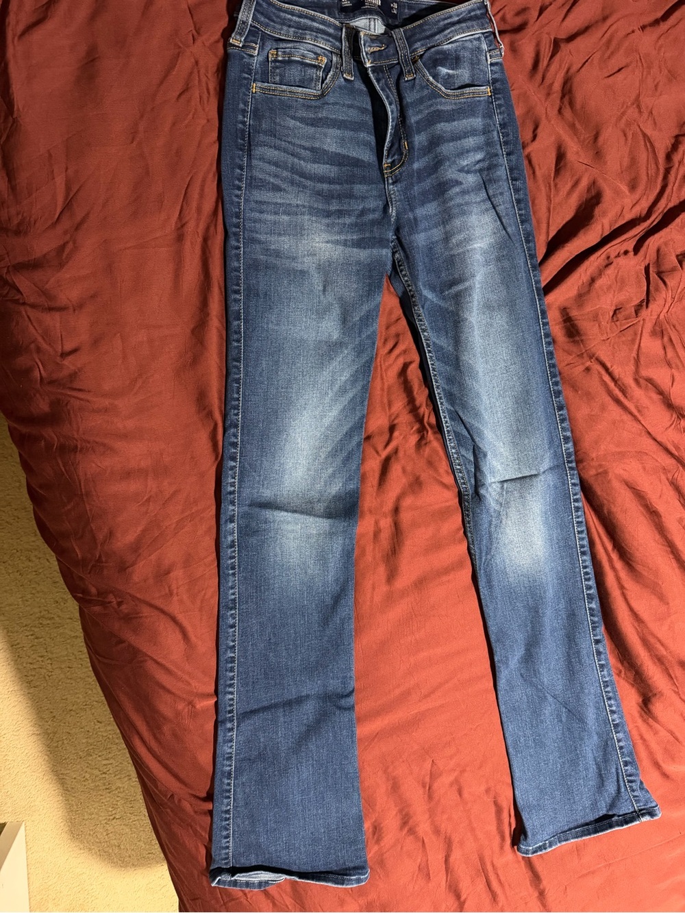 Hollister Medium Wash bootcut  Jeans - Blue